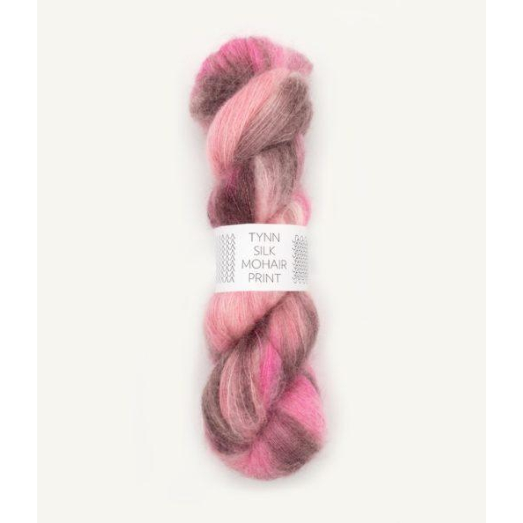 4700 Tynn Silk Mohair Pink Berries Print