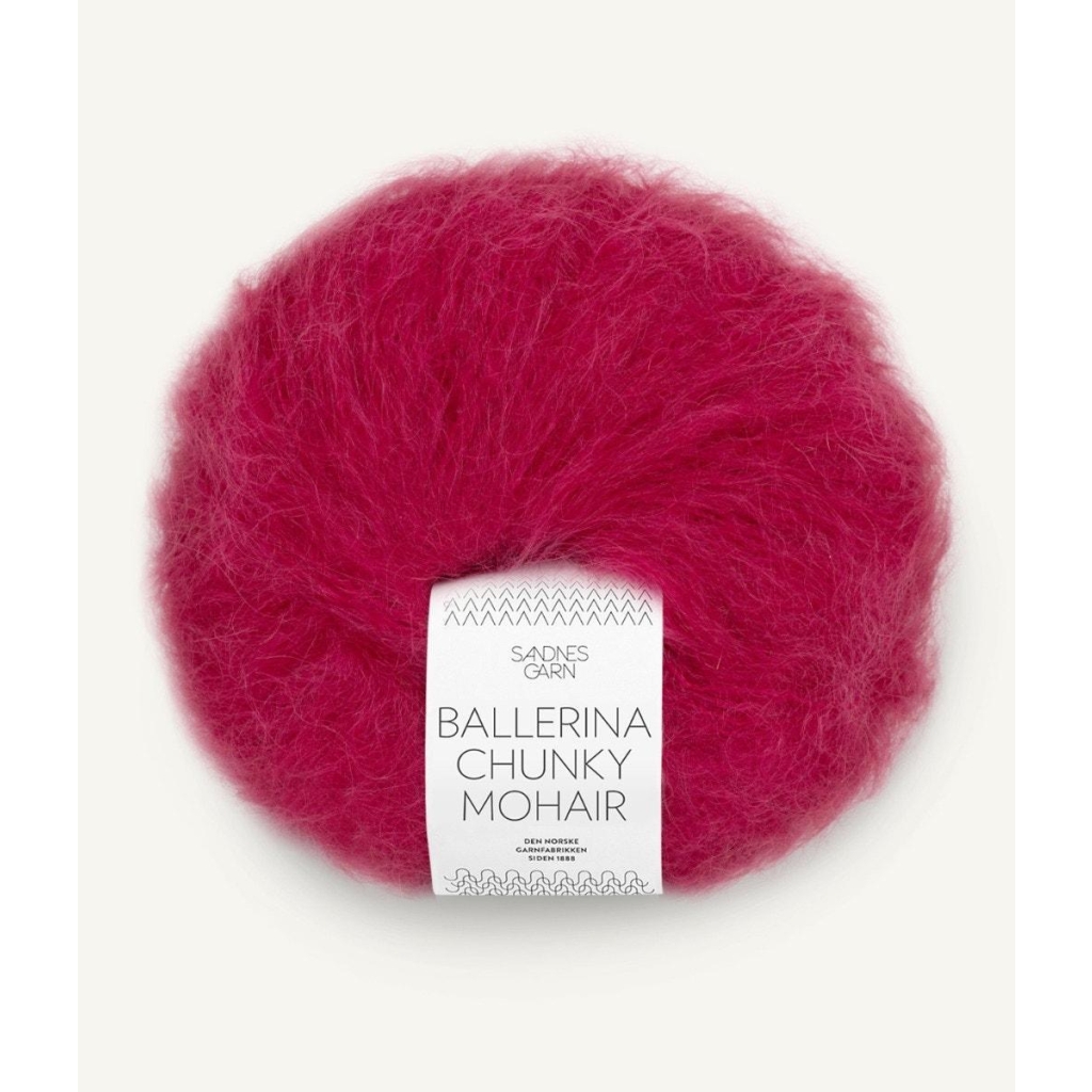 4255 Ballerina Chunky Mohair Rumba Red